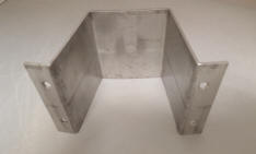 Standoff_bracket_half_inch_hole_3